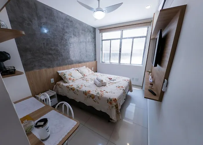 特大床单间公寓